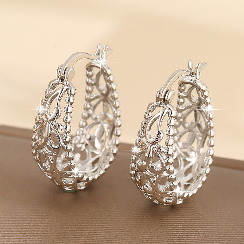 Elegant And Retro Geometric Hollowed-out Pattern Large Ear Rings In European And American Style